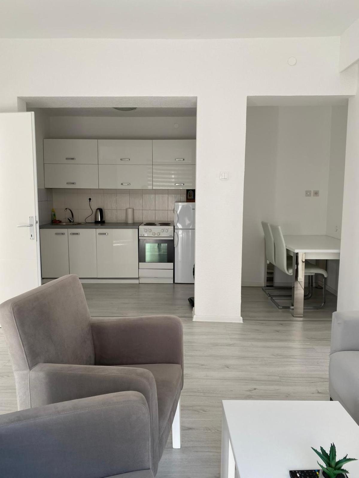 Apartmani ポスシエ エクステリア 写真
